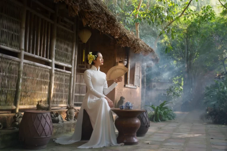 The-history-of-Vietnamese-Ao-Dai-jptraveltime